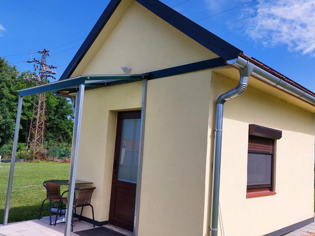 Szárszó apartman és kempingház Apartamento Balatonszarszo Exterior foto