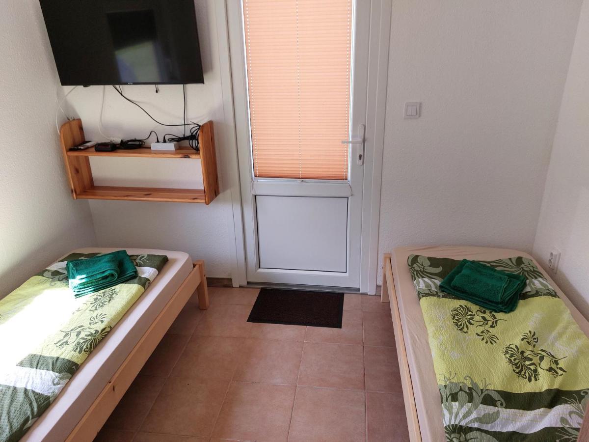 Szárszó apartman és kempingház Apartamento Balatonszarszo Exterior foto